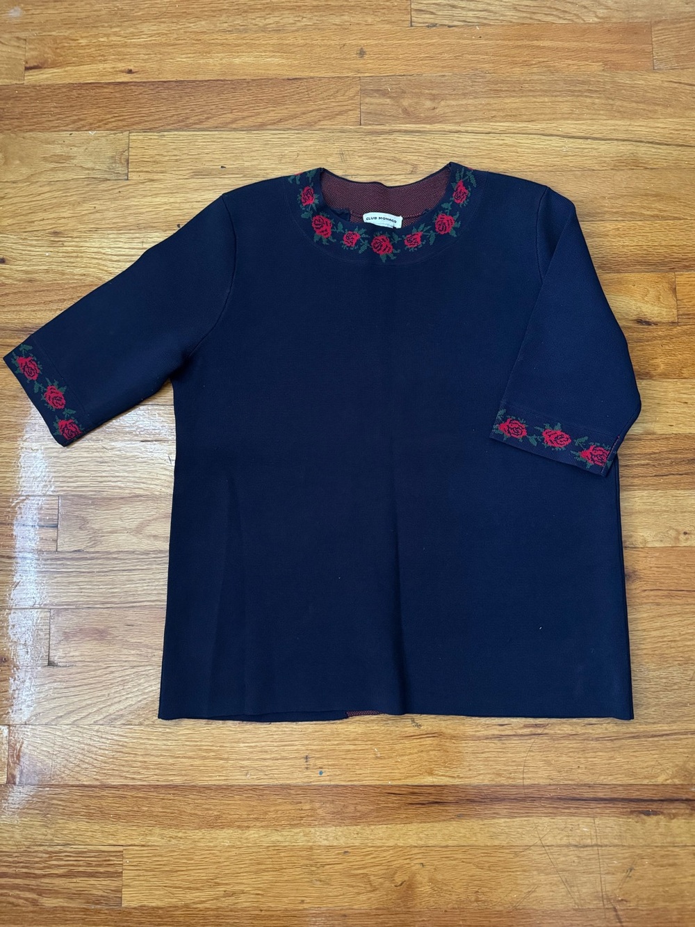 Club Monaco Jacquard Short Sleeve Sweater with Rose detail